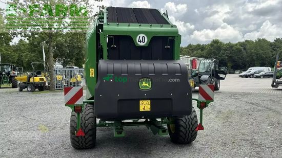 Empacadora gigant - John Deere - v461m - paket für rundballenpr