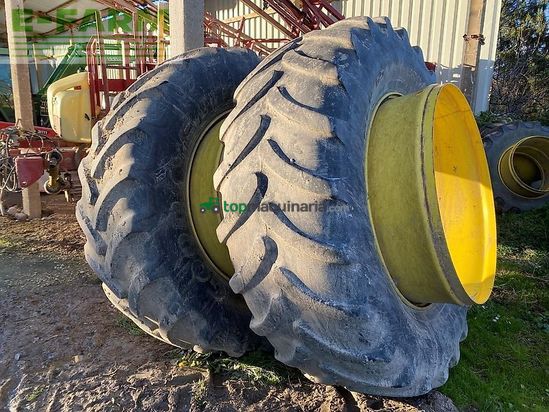 Tractor agrícola - John Deere - 8320