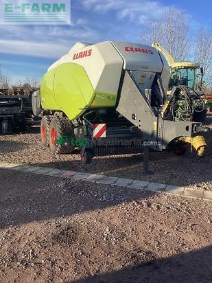 Empacadora gigant - Claas - quadrant 5300 fc t+st