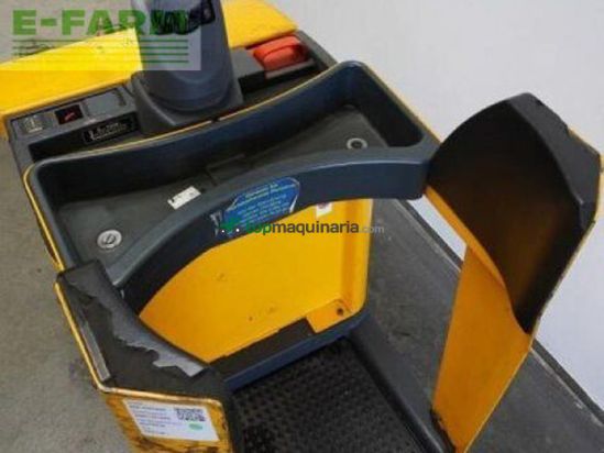 Elevadora - Jungheinrich - ere120