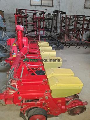 Sembradora monograno RAU 