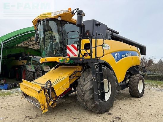 Cosechadora de Cereal - New Holland - cx8070 (cx8060,cx8080)