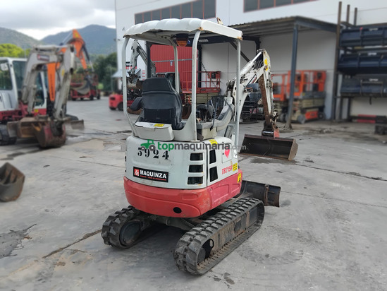 Miniexcavadora TAKEUCHI TB215R EASY