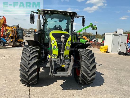 Tractor agrícola - Claas - 650 arion tractor (st26248)