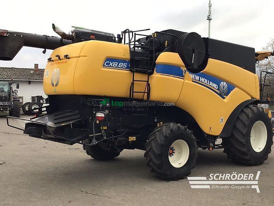 Cosechadora de Cereal - New Holland - cx 8.85 + schneidwerk 7,60m