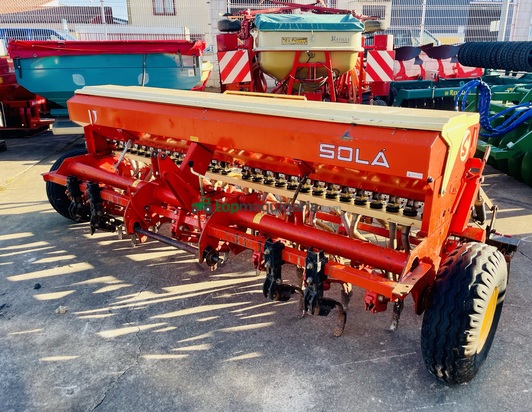 Sembradora en línea convencional - Sola - trisem  194 
