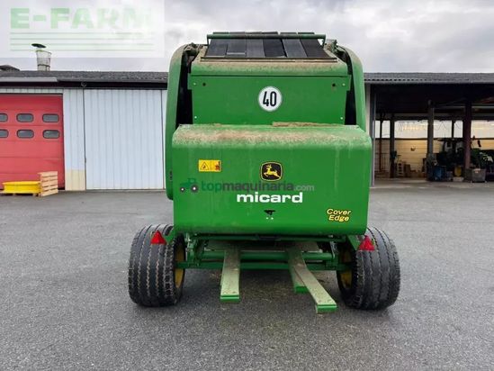 Empacadora gigant - John Deere - 854