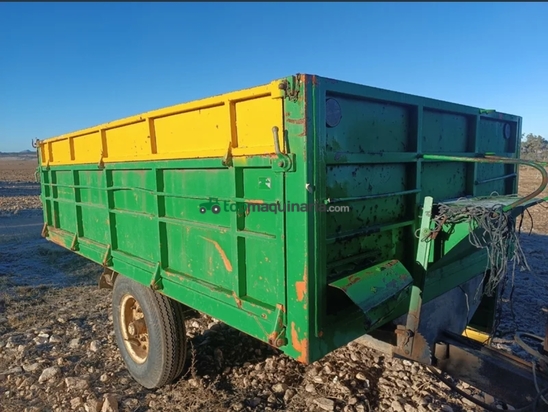 Equipo de olivar y almendros 