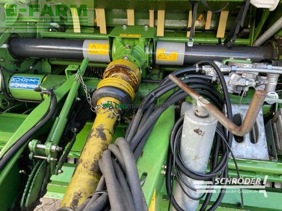 Empacadora gigant - Krone - comprima v 180 xc