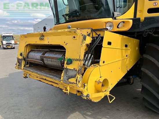 Cosechadora de Cereal - New Holland - cr9090 + v900