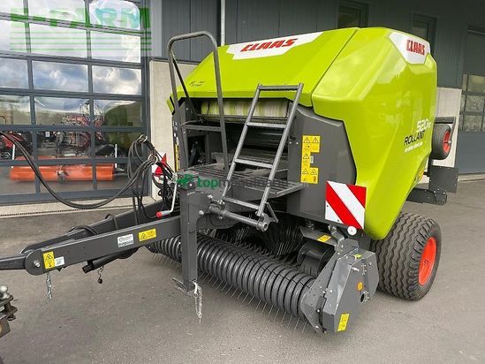 Empacadora gigant - Claas - rollant 520 rc neu - lagermaschine -