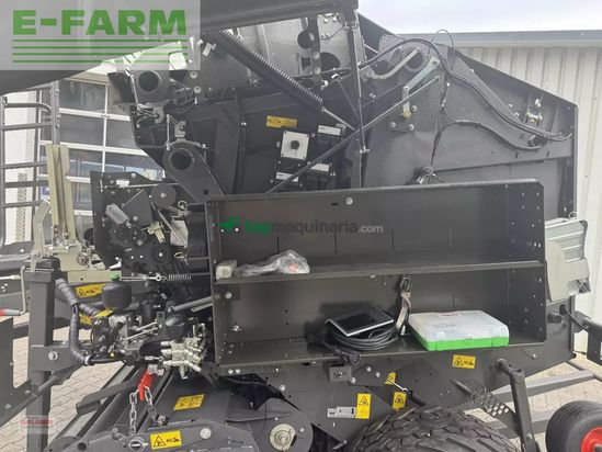 Empacadora gigant - Claas - variant 560 rc pro