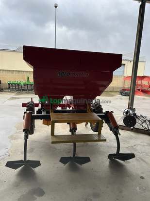 Sembradora de patata - Agromaster 2 cerros