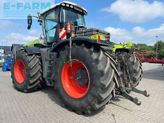 Tractor agrícola - Claas - xerion 5000 trac TRAC