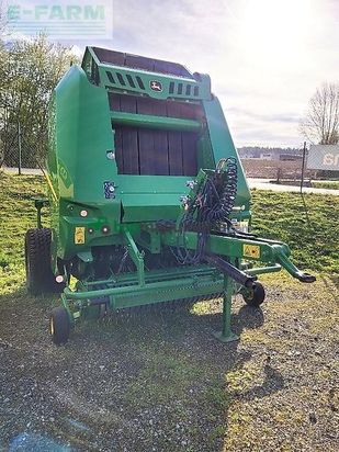 Empacadora gigant - John Deere - v461m