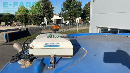 Tractor agrícola - New Holland - t 8.390 uc ultra command