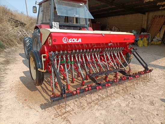 Sembradora en línea convencional - Sola