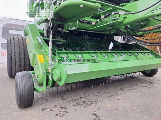 Empacadora gigant - Krone - comprima f 125 xc