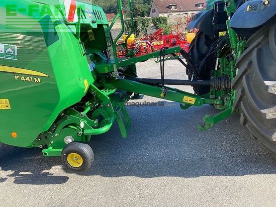Empacadora gigant - John Deere - f 441 m