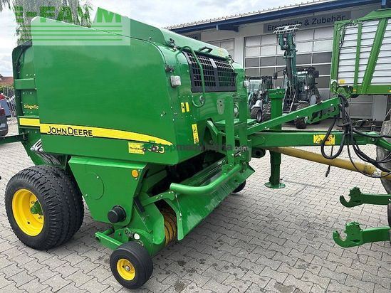 Empacadora gigant - John Deere - 623