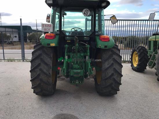 Tractor agrícola - John Deere - 5820 con pala