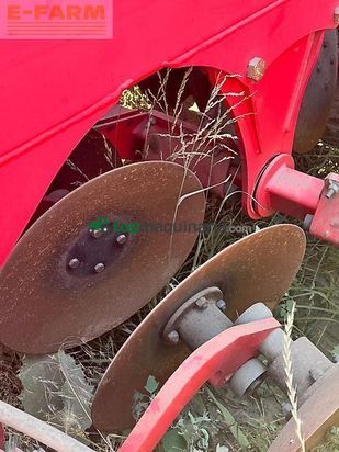 Sembradora - Pöttinger - terrasem c6 artis