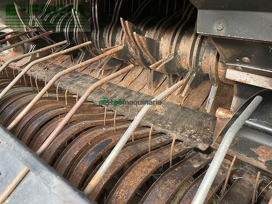 Empacadora gigant - New Holland - br 7060 crop cutter