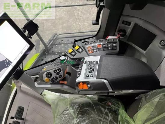 Cosechadora de Cereal - Claas - trion 530 montana