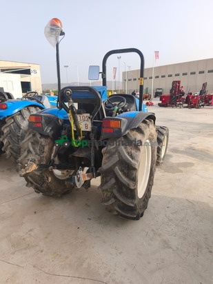 Tractor agrícola - New Holland - TCE50