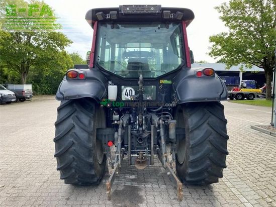 Tractor agrícola - Valtra - n 103 reparaturbedürftig