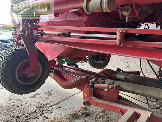 Sembradora - Kverneland - dg 9000-12000