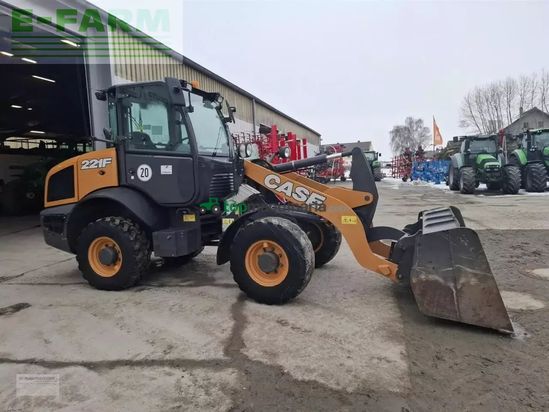 Minicargadora - Case IH - 221 f