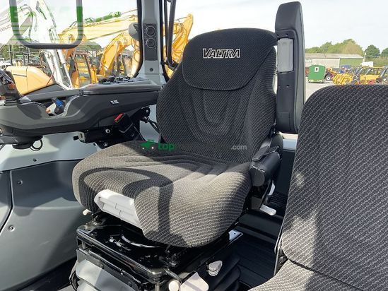 Tractor agrícola - Valtra - t195 versu tractor (st23736) Versu