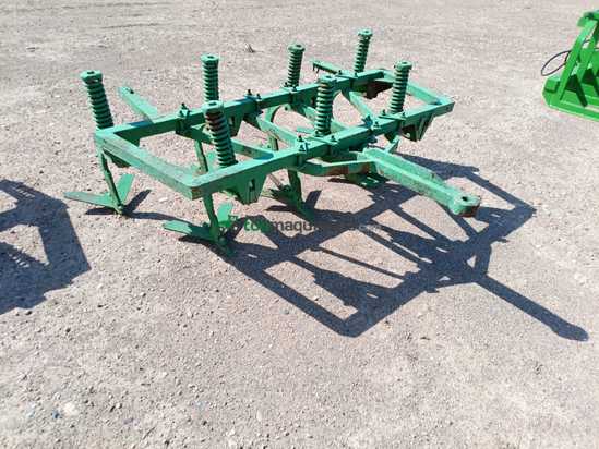 Cultivador de 7 brazos con muelles