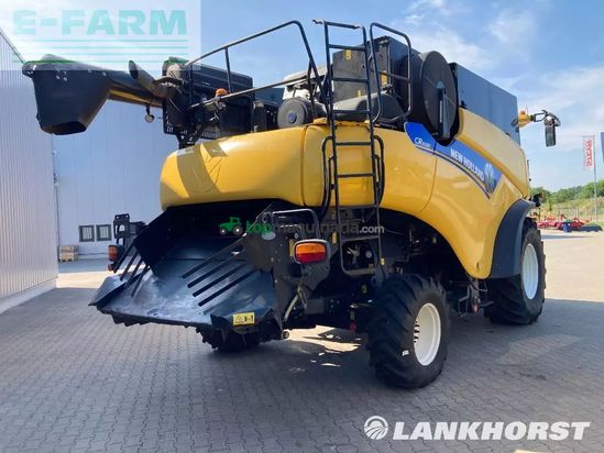Cosechadora de Cereal - New Holland - cr 9080