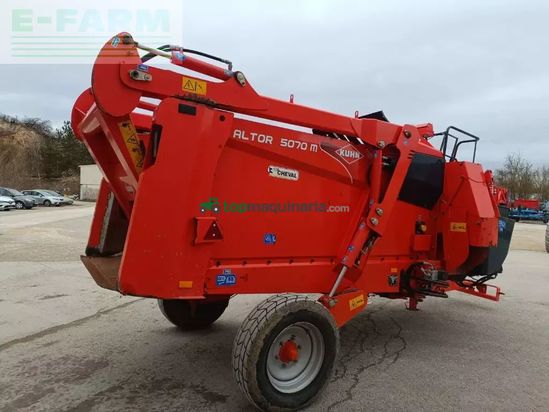 Esparcidor - Kuhn - altor 5070m gl