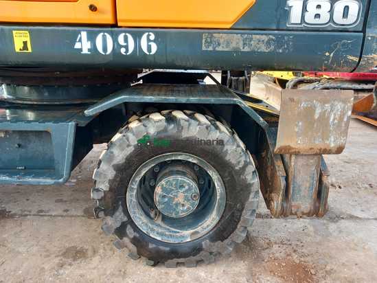 Excavadora HYUNDAI HW180