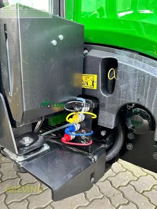 Tractor agrícola - John Deere - 2038r kab