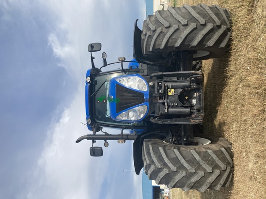 Tractor agrícola - New Holland - T7.235 Powercommand