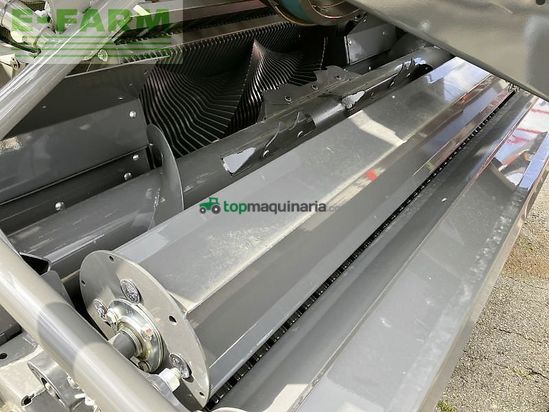 Empacadora gigant - Claas - quadrant 5200 fc evolution