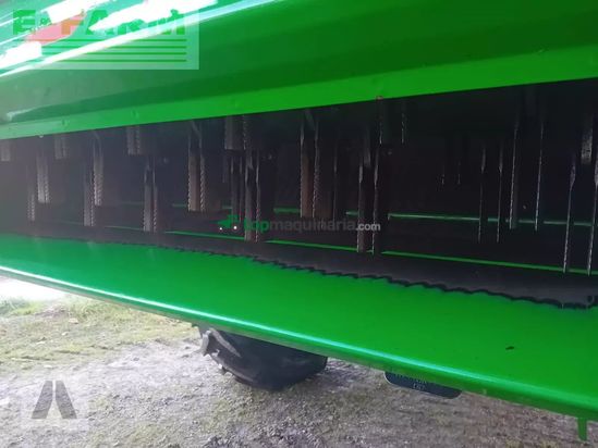 Cosechadora de Cereal - John Deere - t 560 i