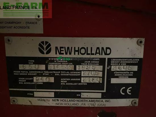 Empacadora gigant - New Holland - 650