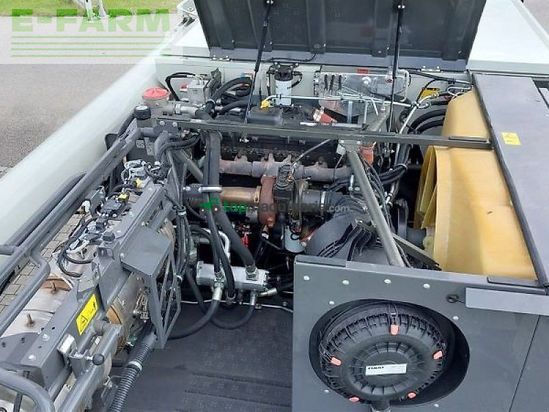 Cosechadora de Cereal - Claas - trion 660 terra trac