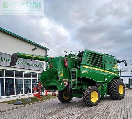 Cosechadora de Cereal - John Deere - t550 hm
