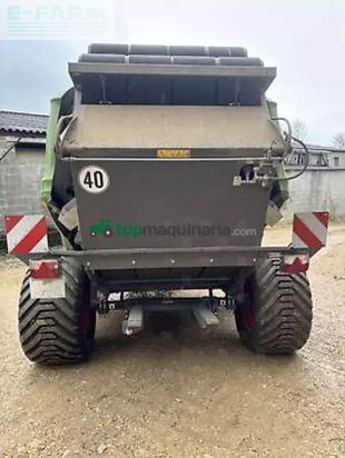 Empacadora gigant - Fendt - rotana 160 v xtra