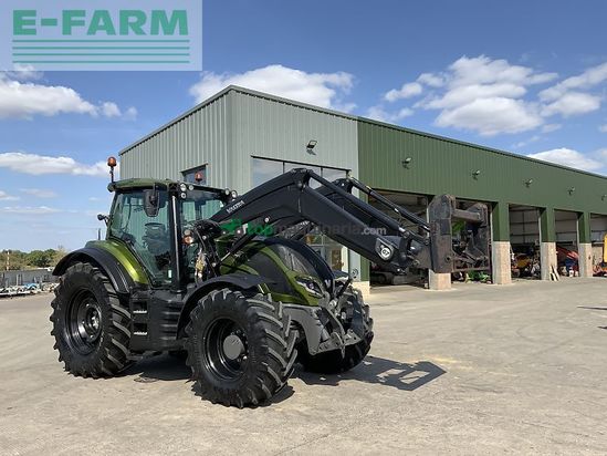 Tractor agrícola - Valtra - t175 versu telehandler (st24299) Versu