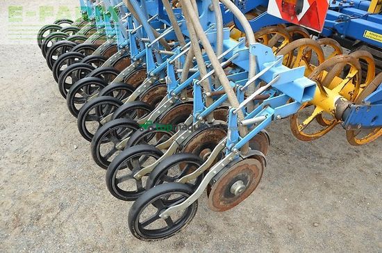 Sembradora - Treffler - tg 300.1 + lemken säschiene