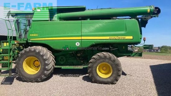 Cosechadora de Cereal - John Deere - s690i
