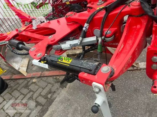Arado - Pöttinger - servo 3000 plus vierscharig anbaupflug vorführpf
