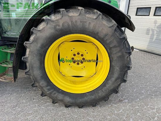 Tractor agrícola - John Deere - 6115r med frontlæsser